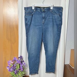 Torrid Women's Blue Sky High Skinny Premium Stretch Jeans Size 24T